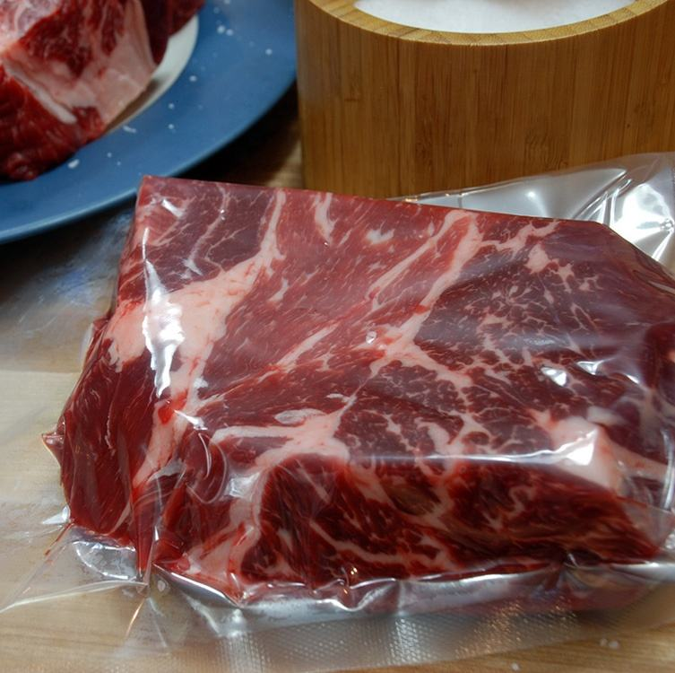 Shrink vacuum packaging bags for meat packaging