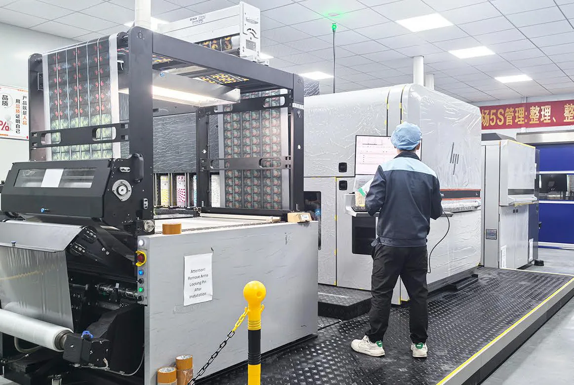 HP Indigo digital packaging printing press